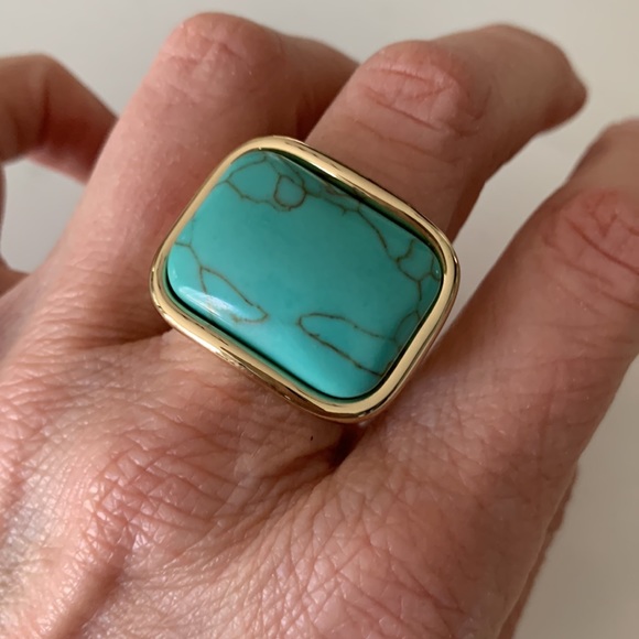 unbranded Jewelry - COPY - Aqua hued howlite ring size 8